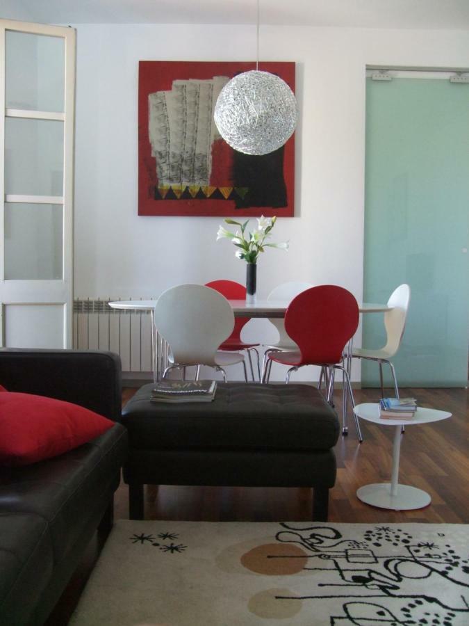 Torres Rojo Apartment Barcelona Exterior photo